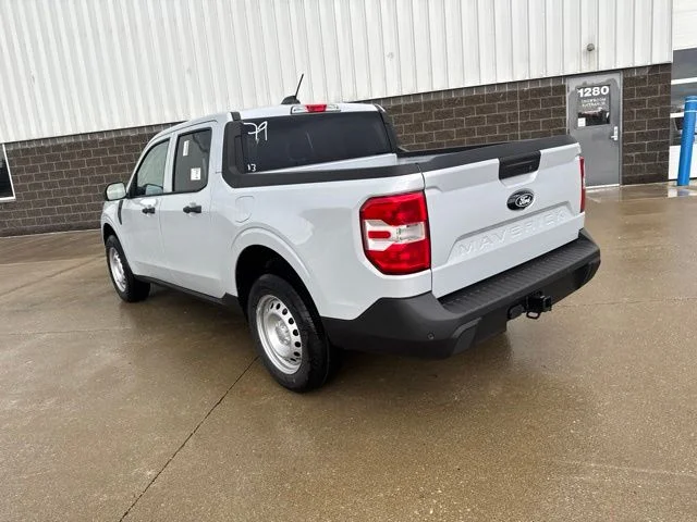 New 2026 Space White Metallic Ford XL image 7