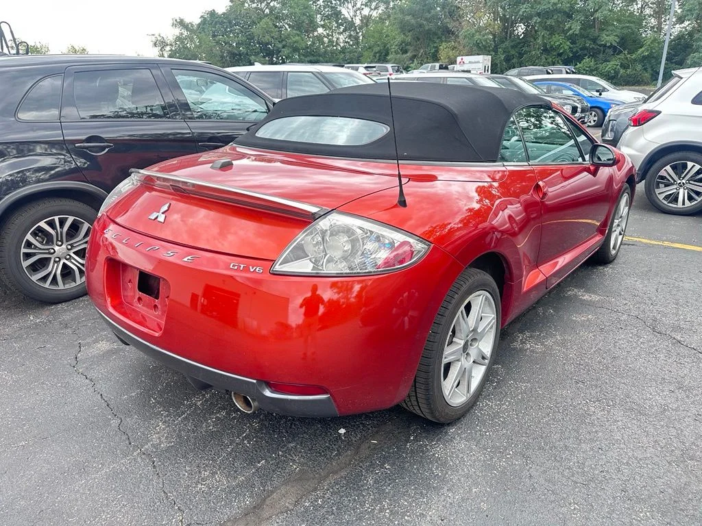 Used 2008 Orange Mitsubishi GT image 3