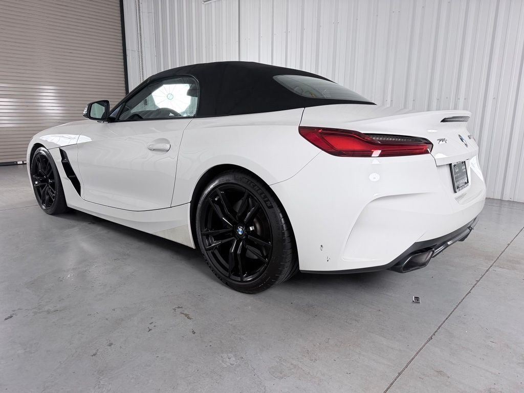 Used 2020 White BMW sDrive M40i image 8