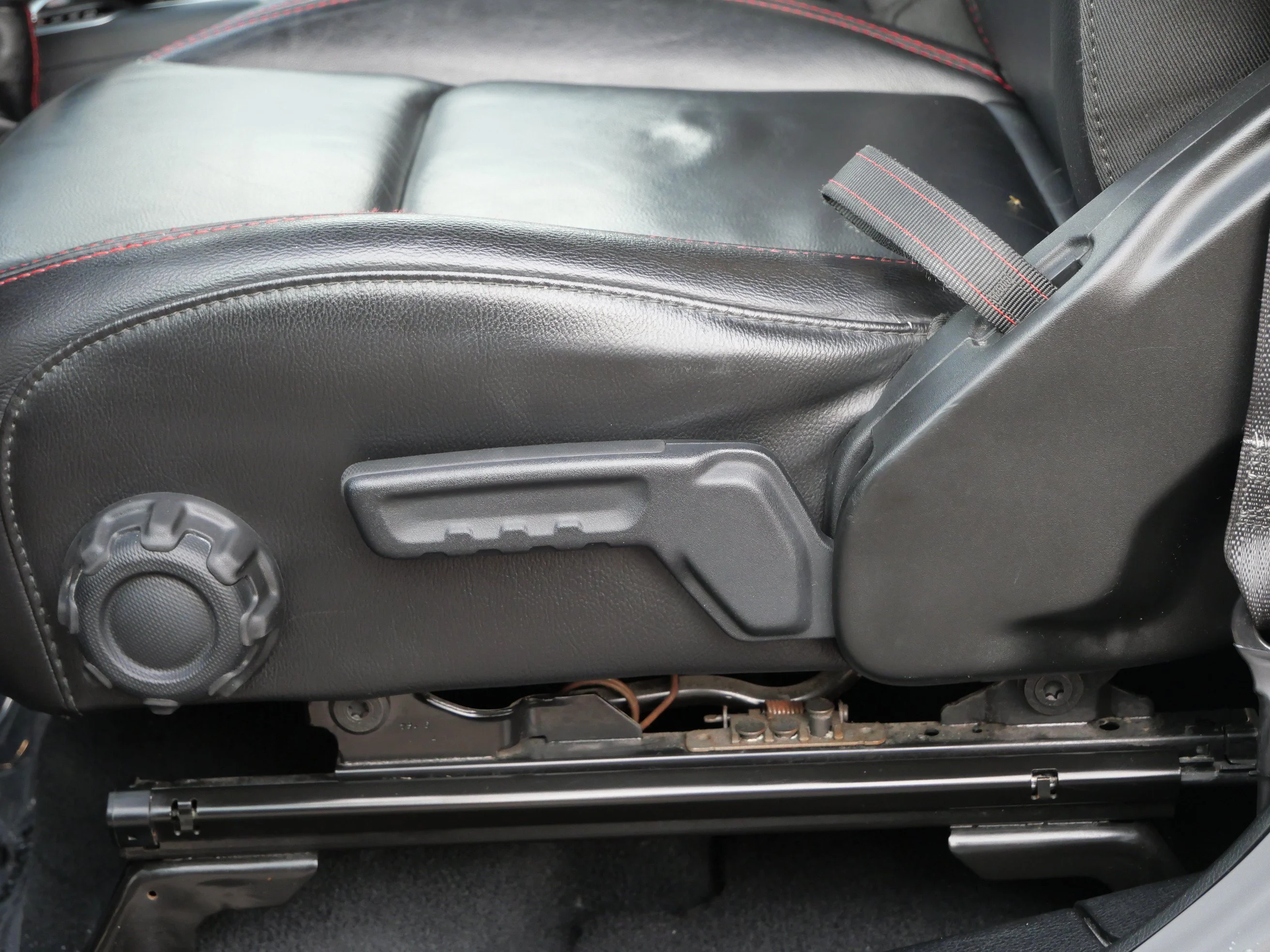 Certified Used 2020 Sting Gray Clearcoat Jeep Rubicon image 12