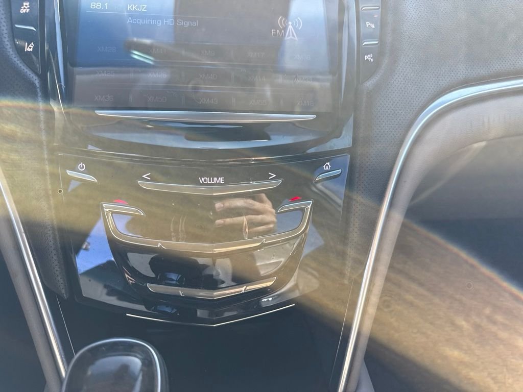 Used 2014 Gray Cadillac Luxury image 18