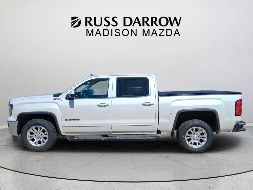Used 2017 White GMC SLE image 2