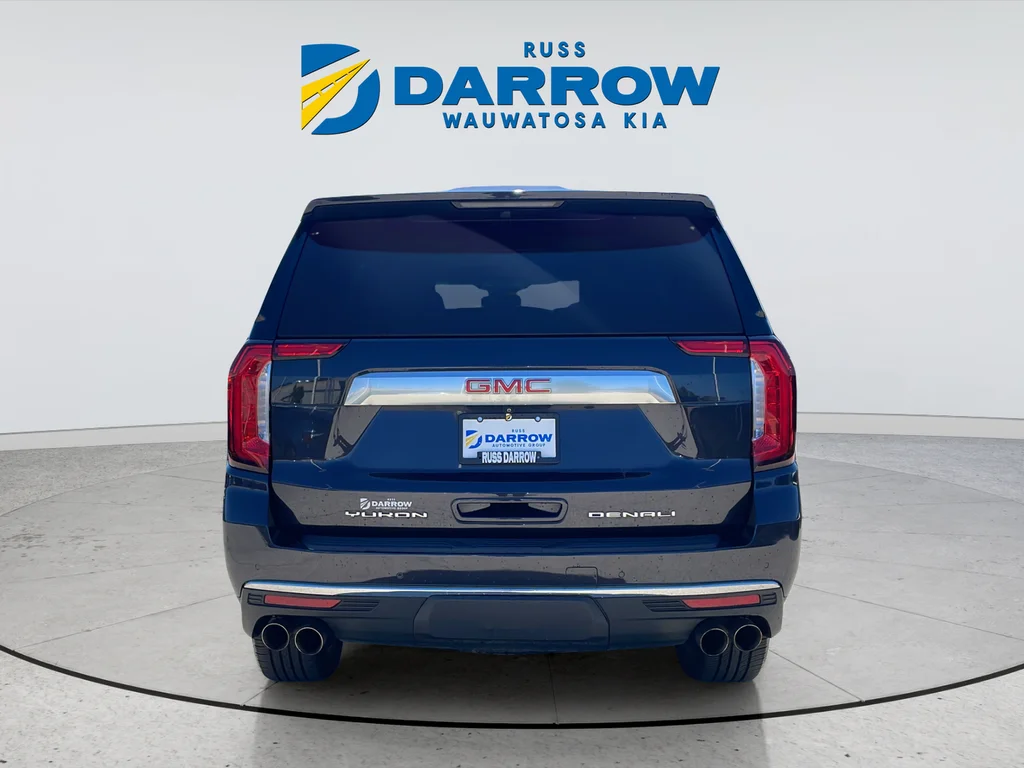 Used 2023 Silver GMC Denali image 4