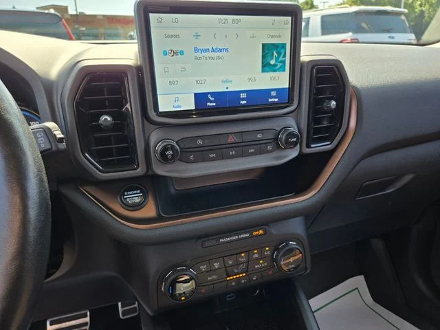 Used 2022 Orange Ford Badlands image 26