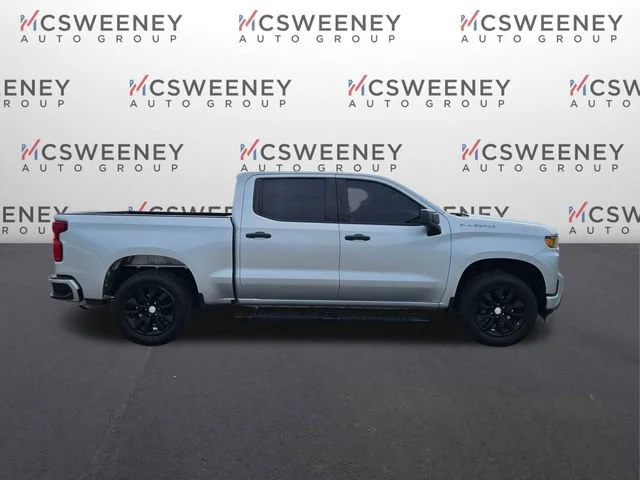 Used 2021 SILVER ICE METALLIC Chevrolet Custom image 6