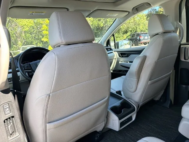 Used 2025  Honda EX-L image 36