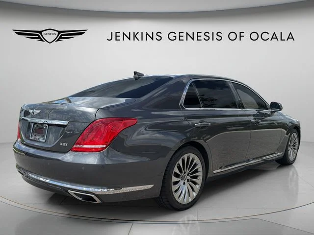 Used 2019 Gray Genesis 3.3T Premium image 3