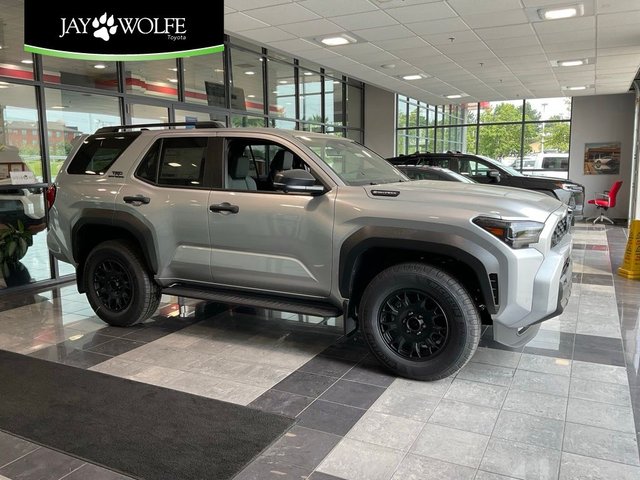 2026 Toyota 4Runner i-FORCE MAX TRD Off-Road Premium i-FORCE MAX