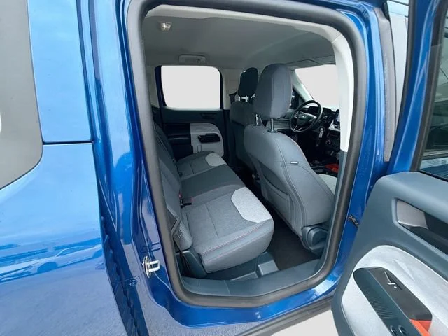Used 2024 Atlas Blue Metallic Ford XLT image 27