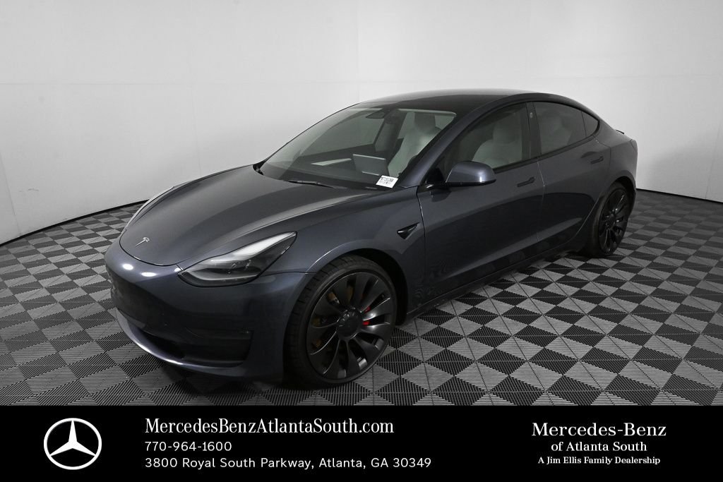 Used 2022  Tesla Performance image 1