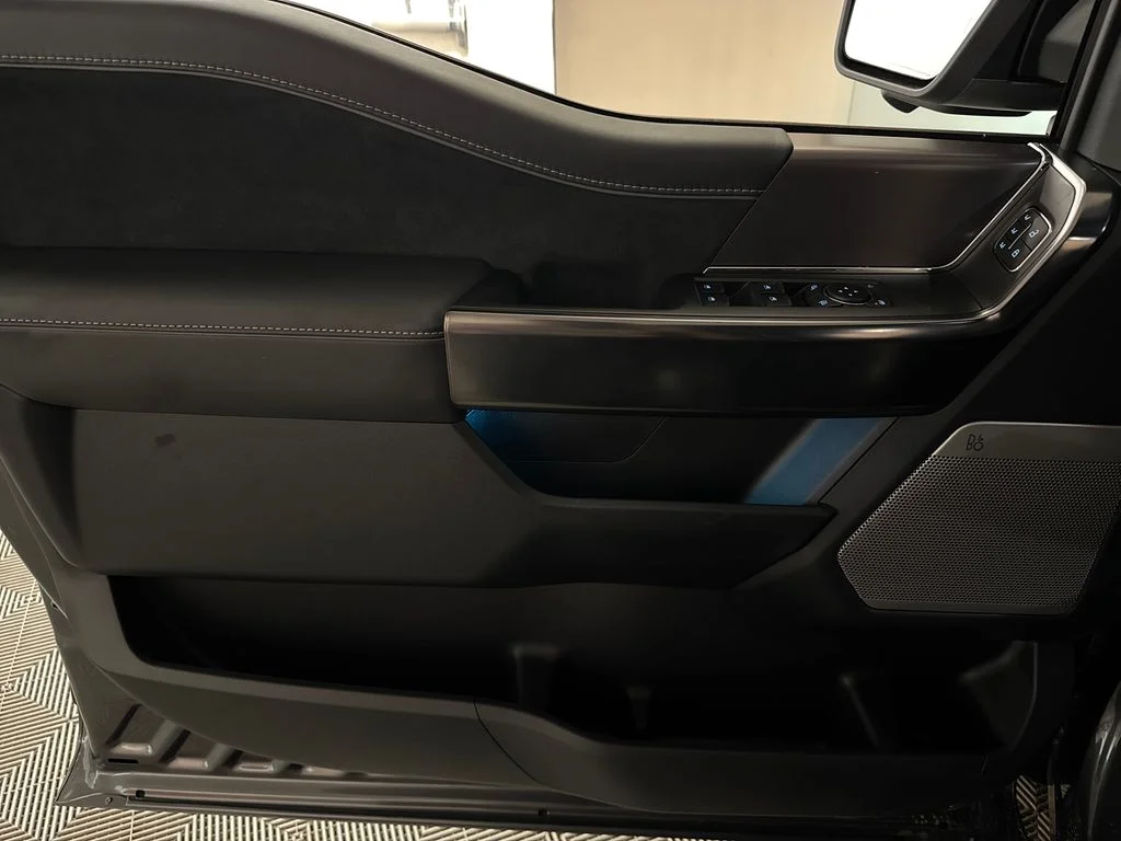 New 2026 Gray Ford Platinum image 24