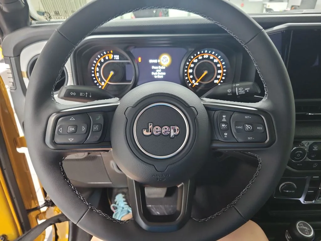New 2026 Goldilocks (DISC) Jeep Sport S image 13