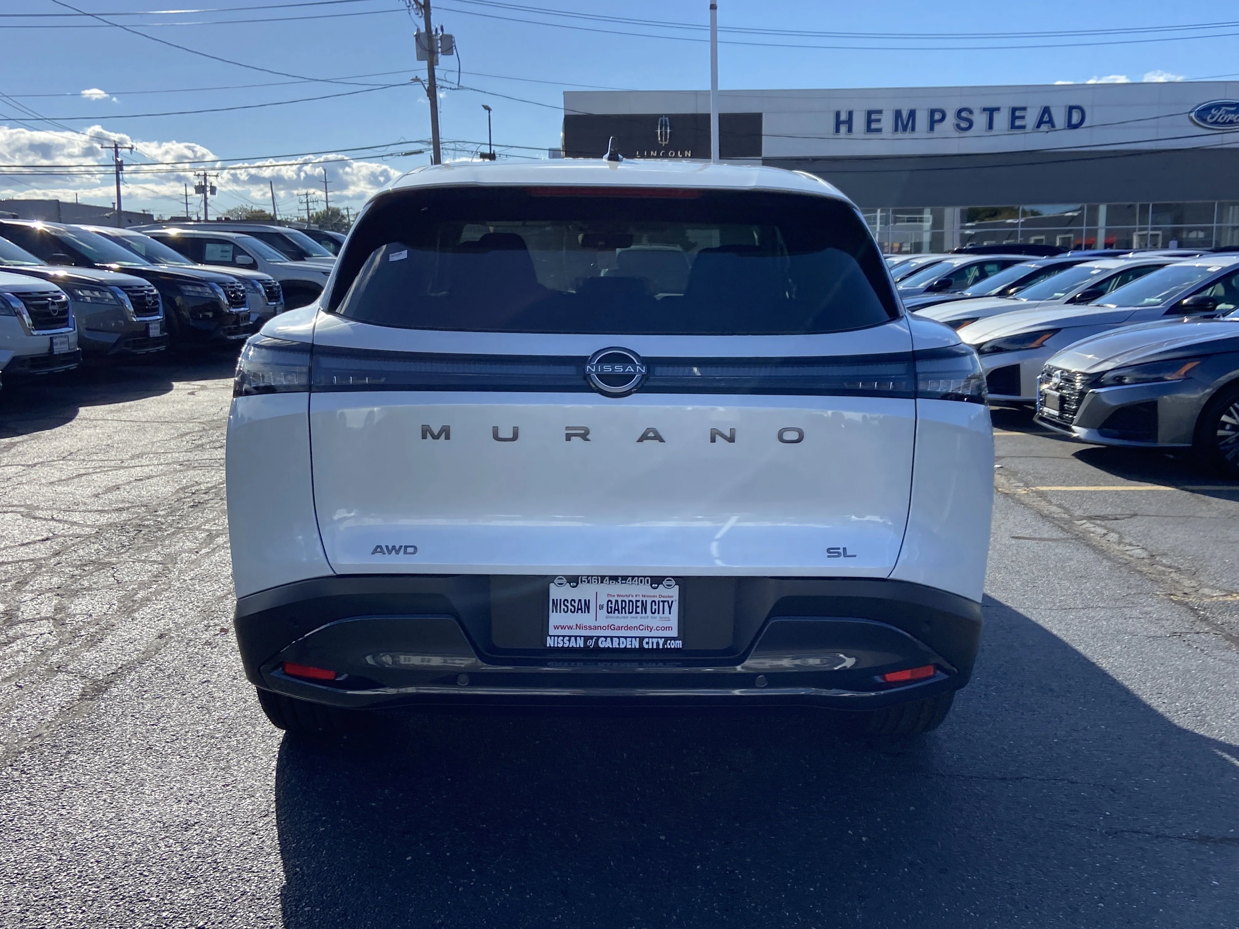 New 2026 Everest White Pearl TriCoat Nissan SL image 5