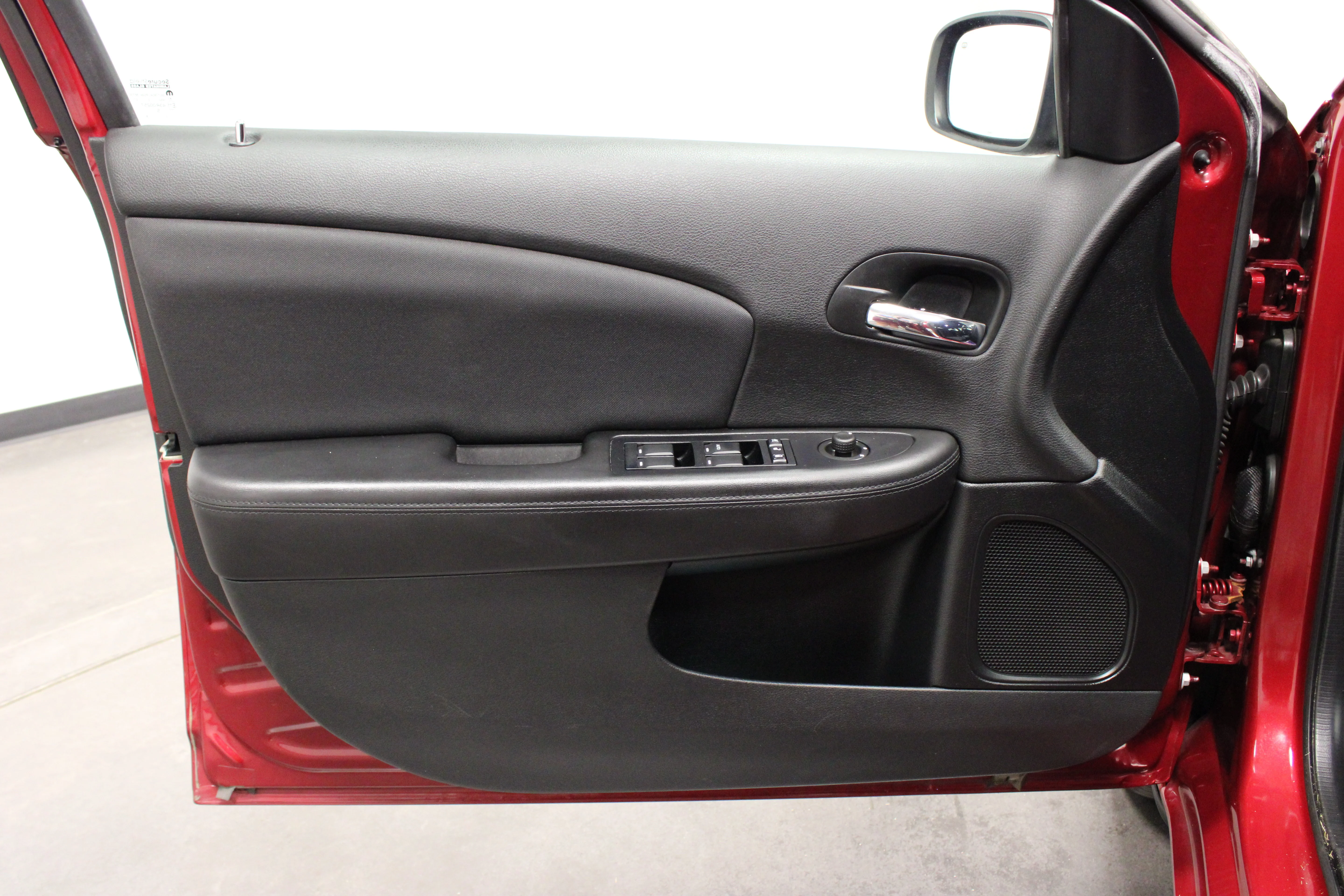 Used 2013 Deep Cherry Red Crystal Pearlcoat Chrysler Touring image 15