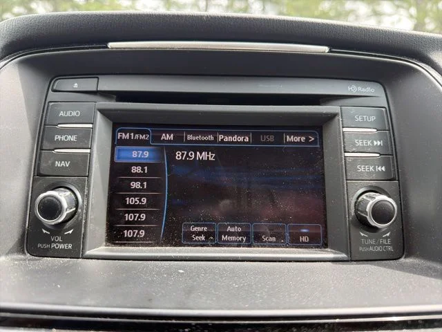 Used 2014 Blue Mazda i Touring image 15