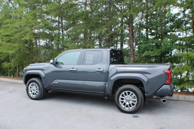 Used 2026 Underground Toyota Limited image 3