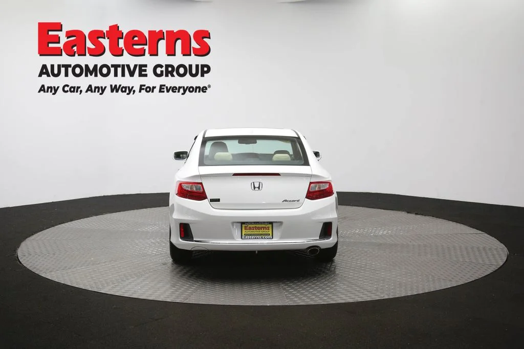 Used 2015 White Honda EX-L image 36