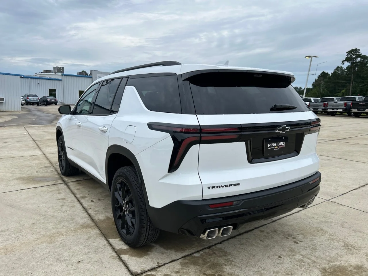 New 2026 Summit White Chevrolet LT image 4