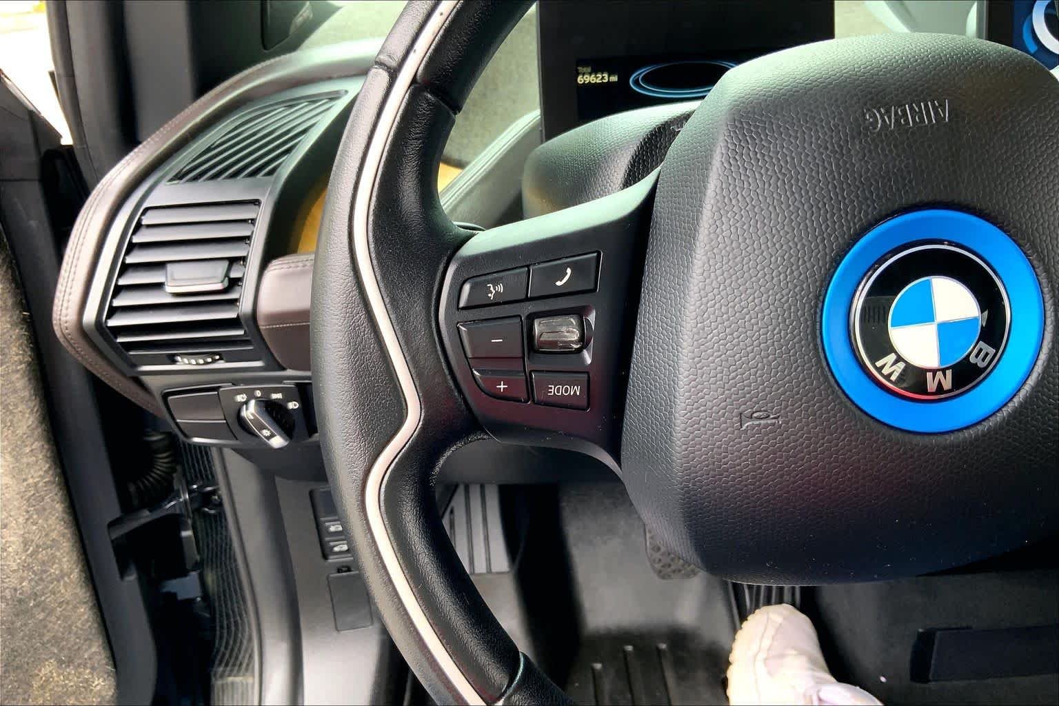 Used 2015 Arravani Gray w/BMW i Frozen Blue Accent BMW  image 23