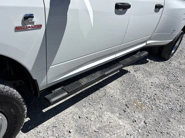 New 2026 Bright White Clear-Coat Exterior Paint RAM Tradesman image 11