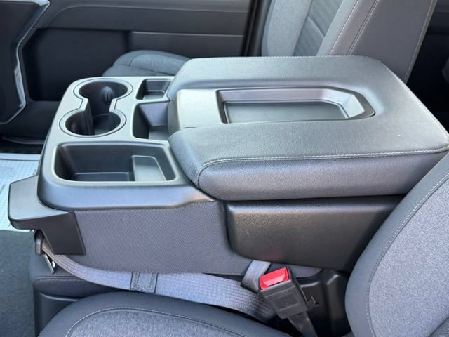 Photo 33