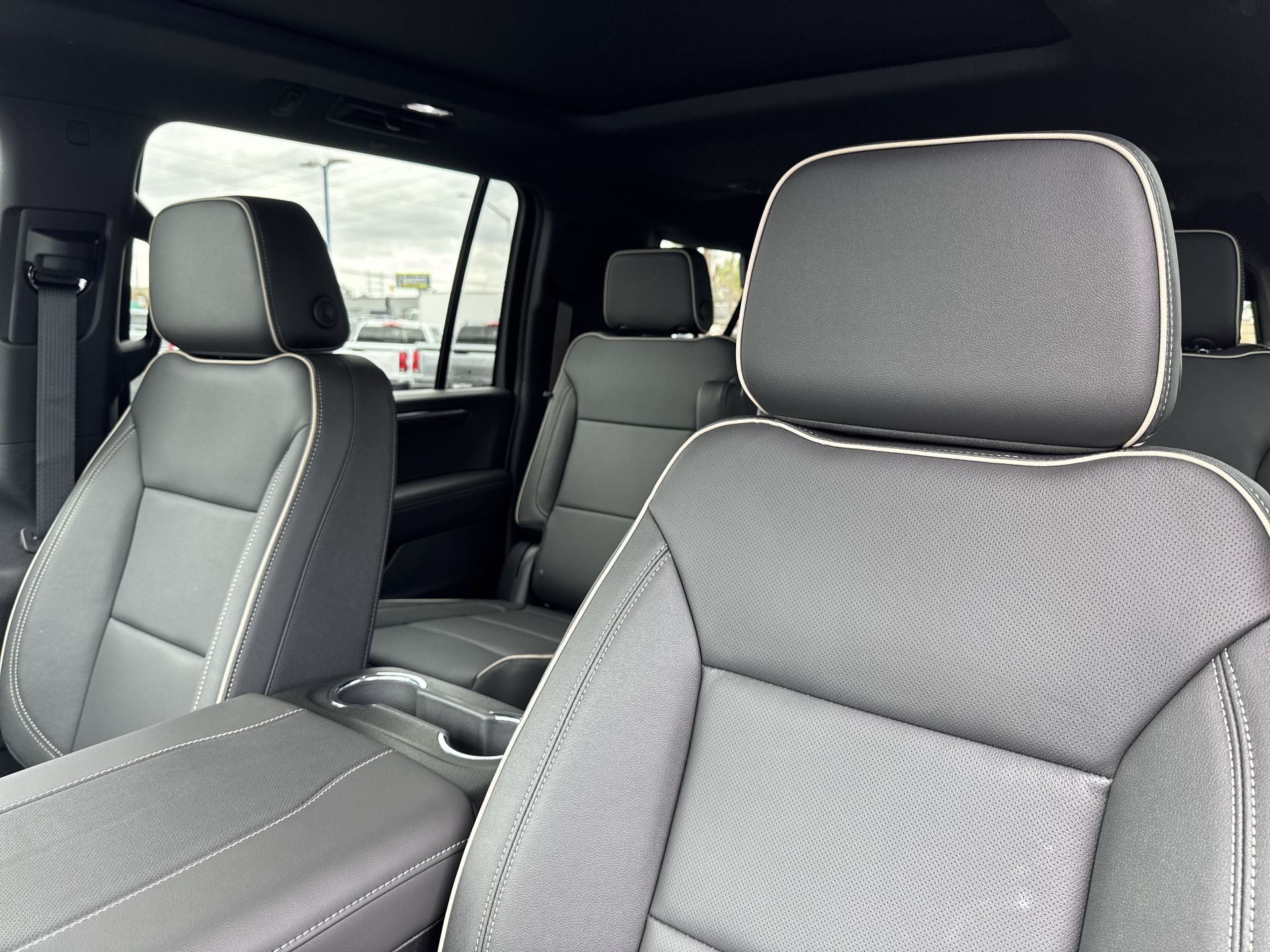 2026 Chevrolet Suburban Premier - Photo 69