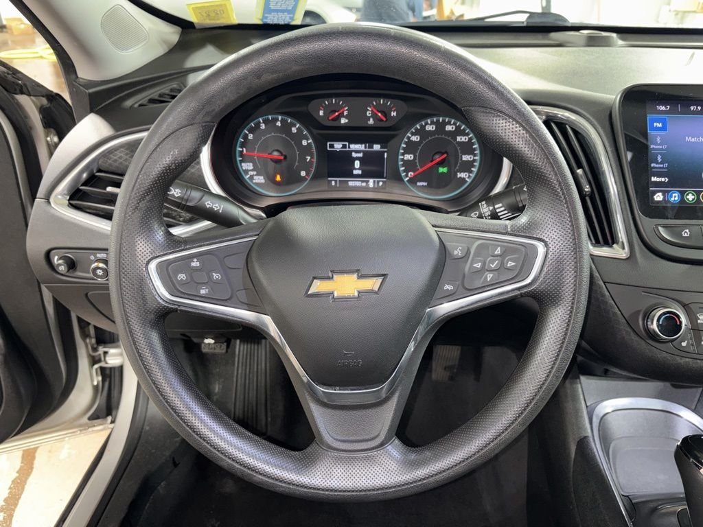 Used 2019 Silver Chevrolet LT image 8