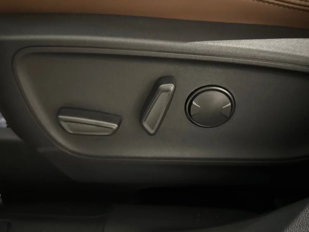 New 2026 Black Ford Outer Banks image 28