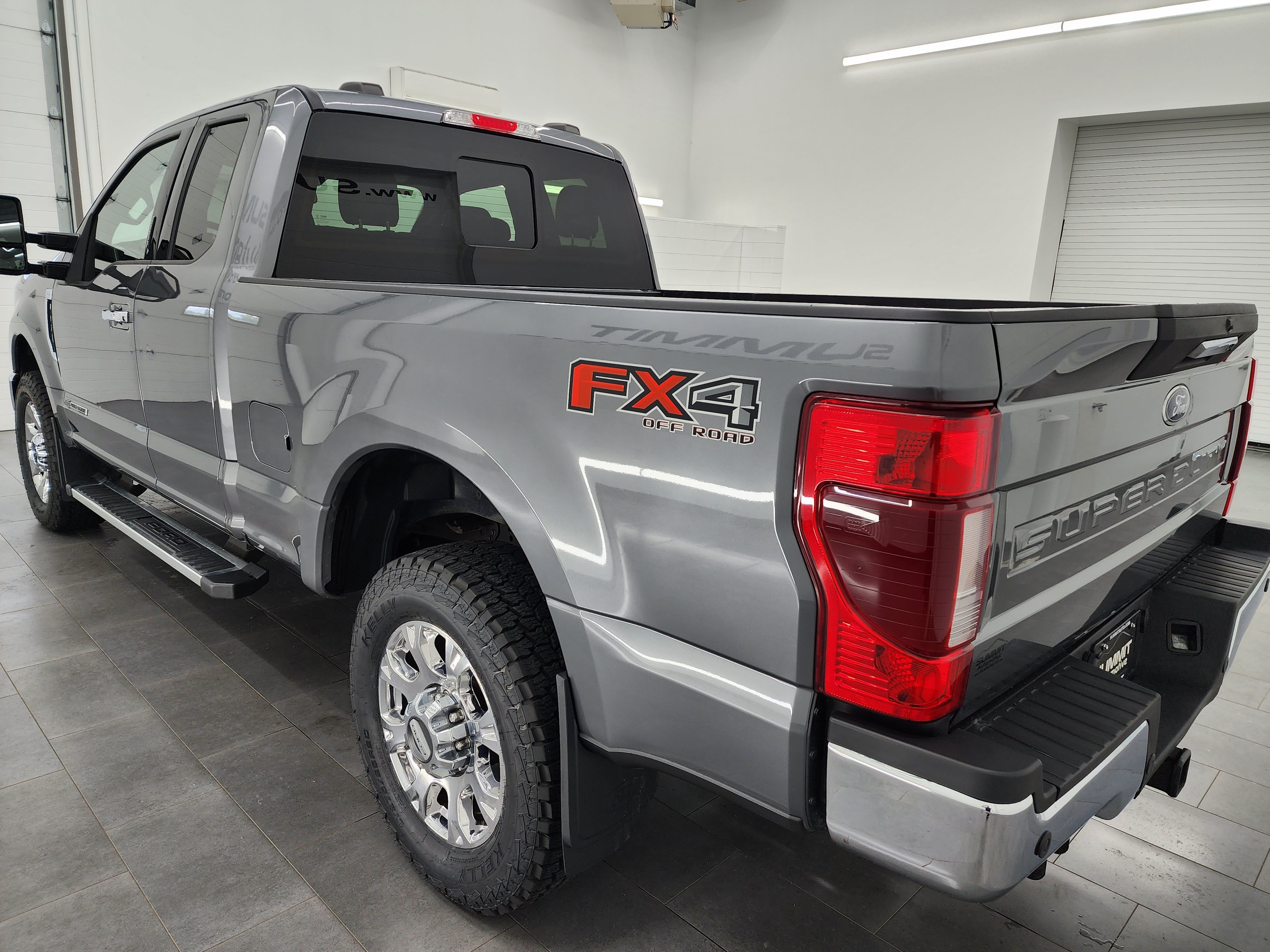 Used 2022 Carbonized Gray Metallic Ford 4x4 SuperCab Lariat w/FX4: SUPERCAB-SHORTBOX-SRW-6.7L DIESEL-NAV-FX4-HEAT/COOL SEATS-NEW TIRES image 6