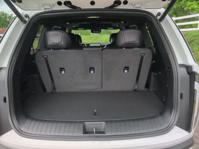 New 2027 Glacial White Pearl Kia EX image 25