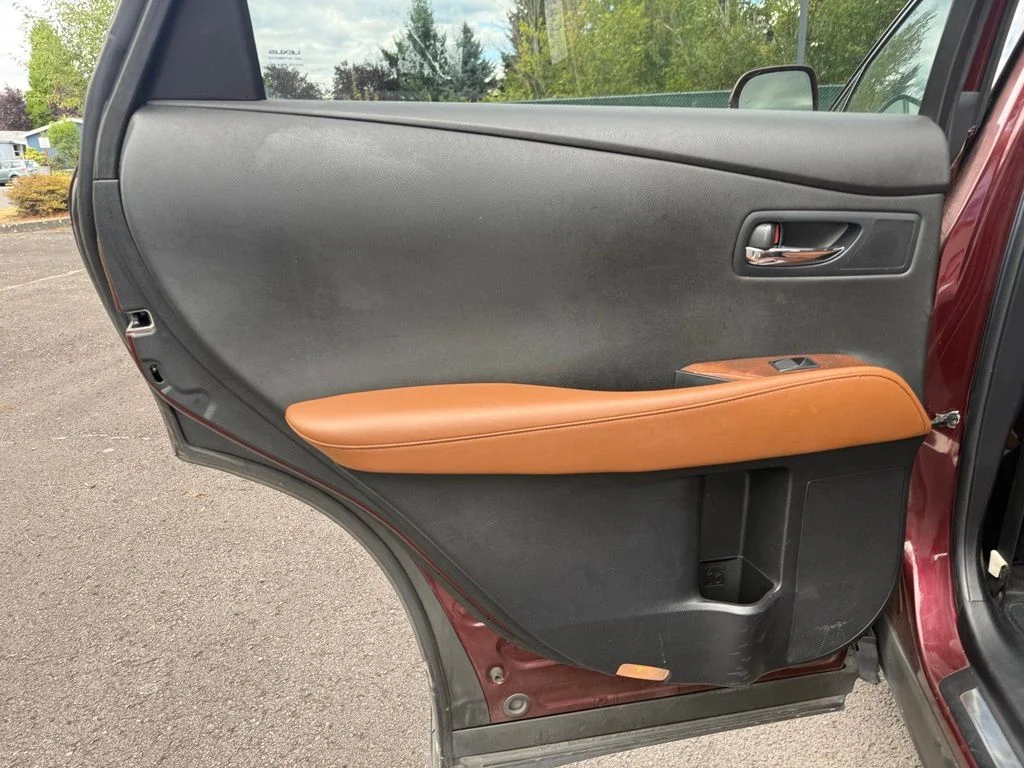 Used 2014 Claret Mica Lexus 350 image 21