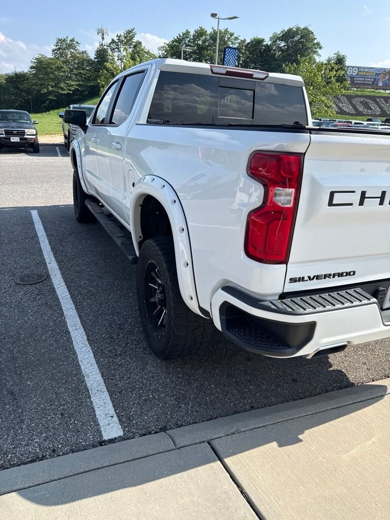 Used 2019 White Chevrolet RST image 4