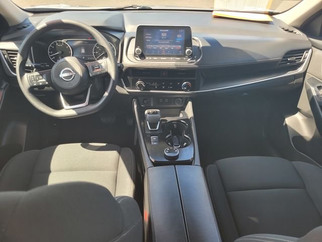 Used 2024 Silver Nissan S image 16