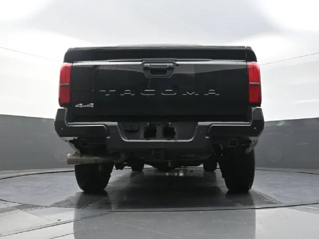 Used 2025 Black Toyota SR5 image 36