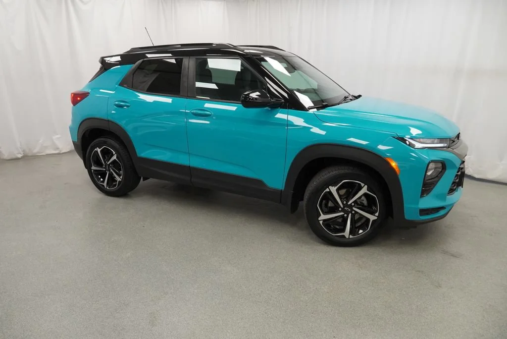 Certified Used 2022 OASIS BLUE Chevrolet RS image 5