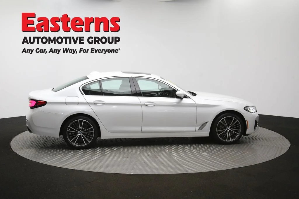 Used 2022 White BMW 530i xDrive image 48
