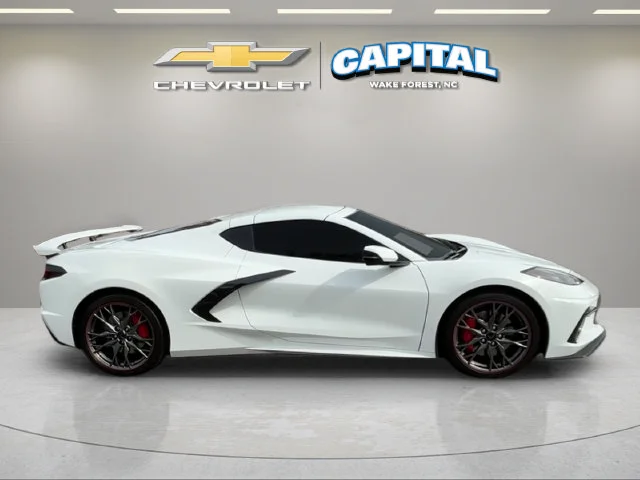 Used 2025 White Chevrolet Stingray image 7
