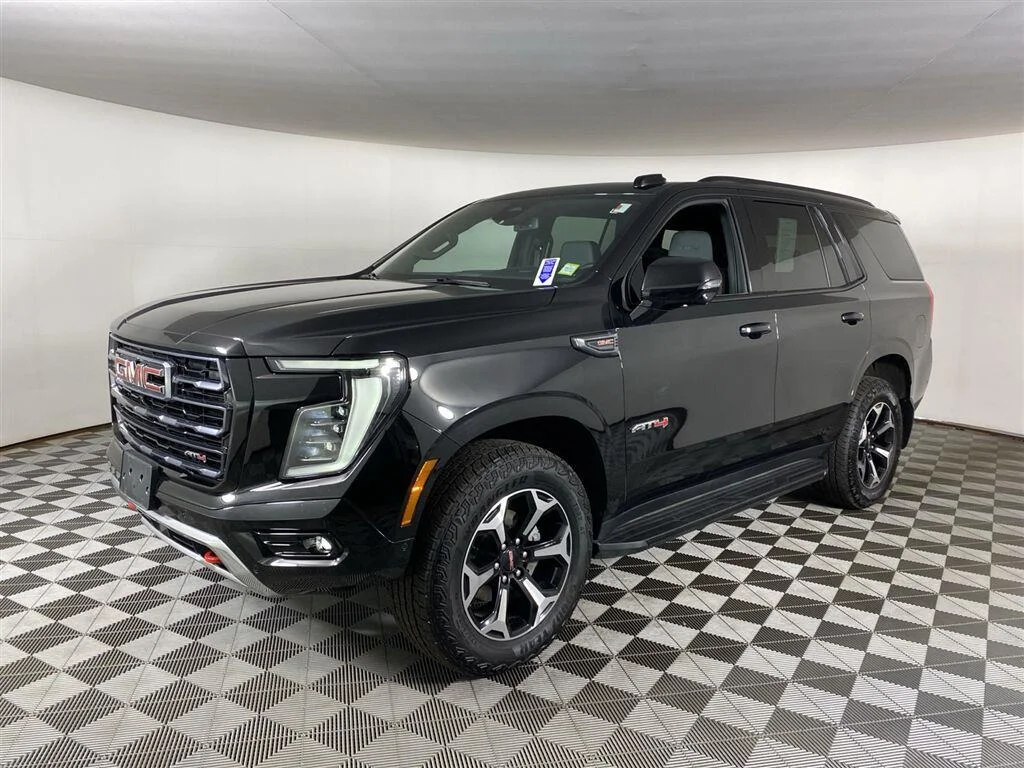 Used 2025 Onyx Black GMC AT4 image 6