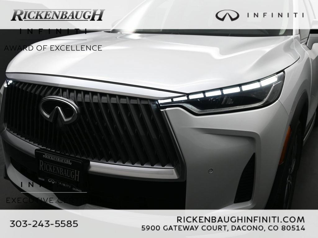 Certified Used 2026 White INFINITI LUXE image 25