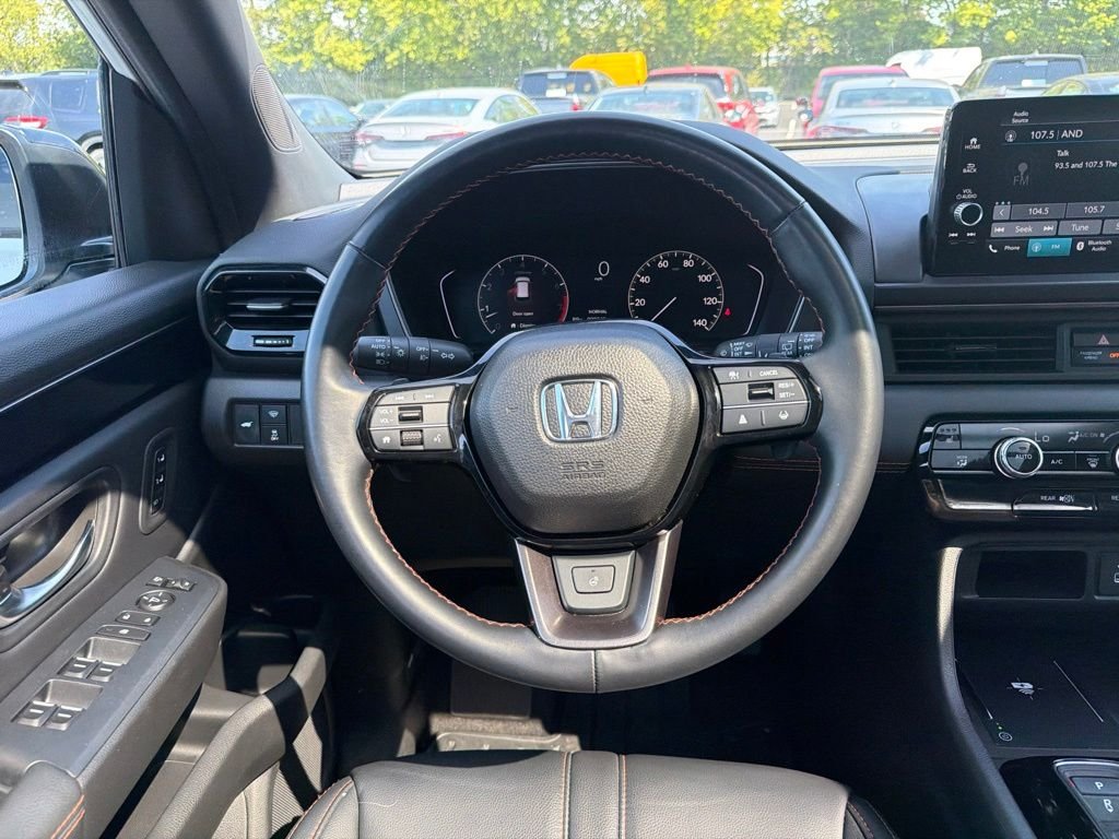 Certified Used 2025 Platinum White Pearl Honda TrailSport image 13