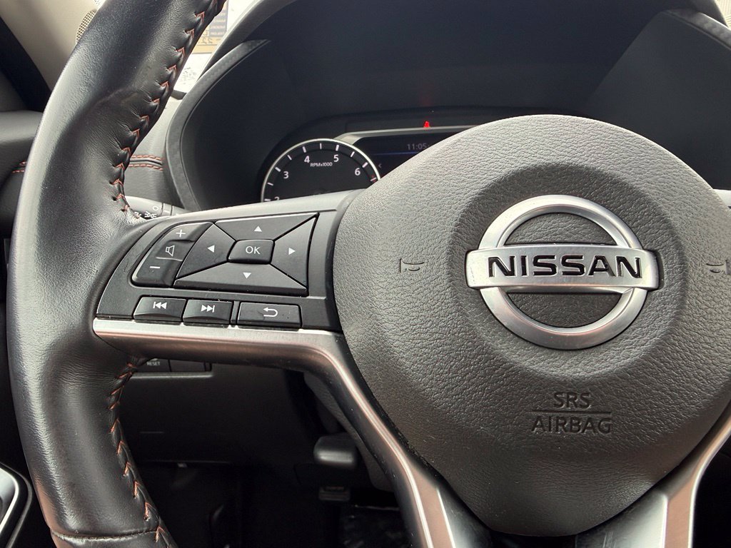 Used 2021 White Nissan SR image 26