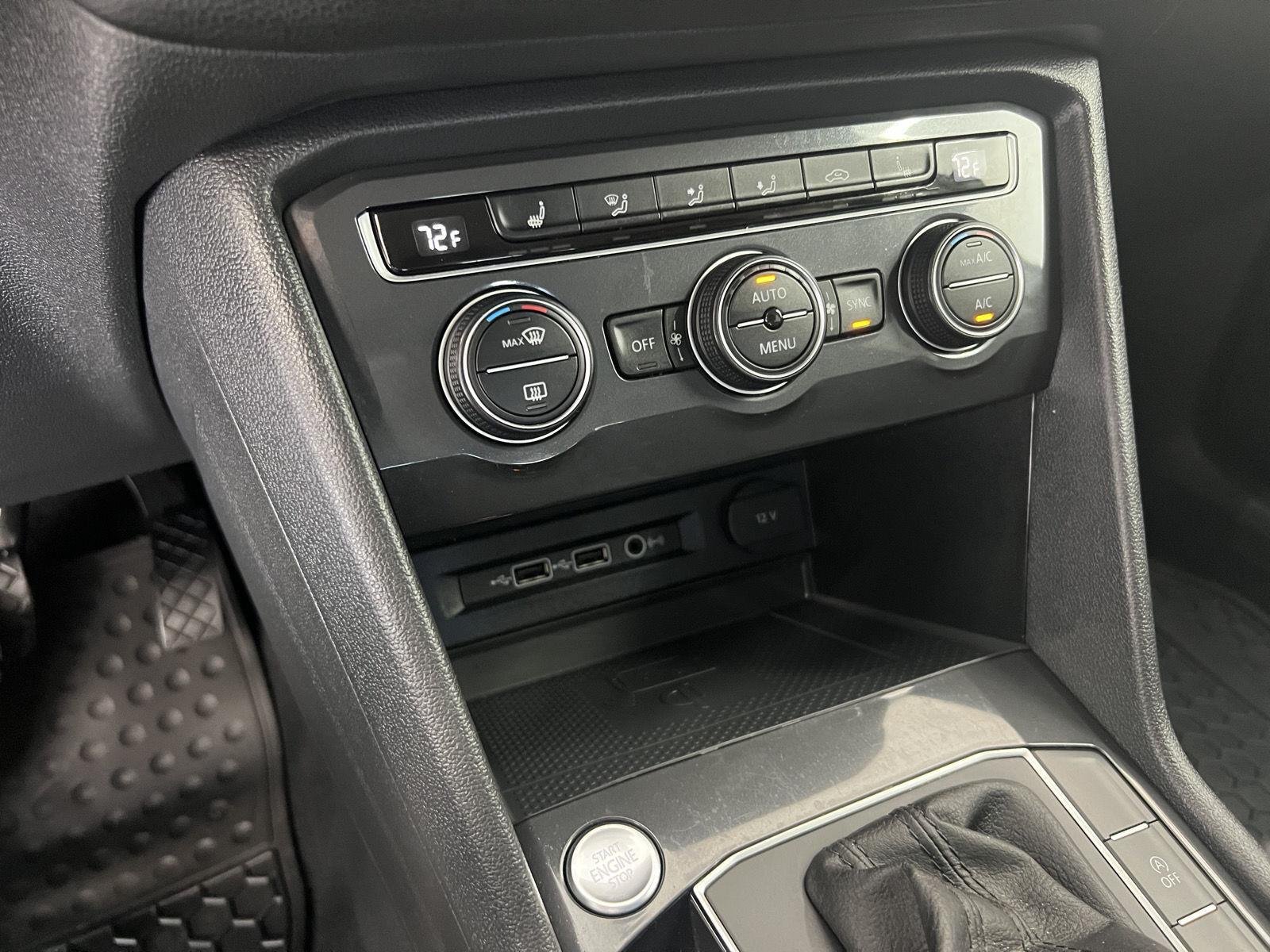 2020 Volkswagen Tiguan SE - Photo 19