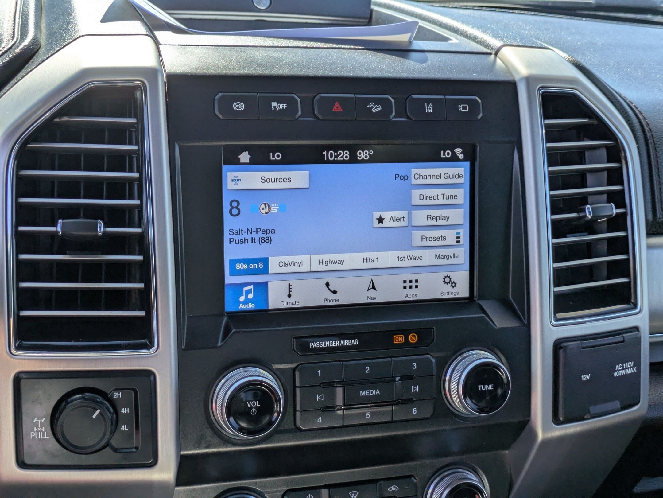Used 2019 White Platinum Clearcoat Metallic Ford Platinum image 22
