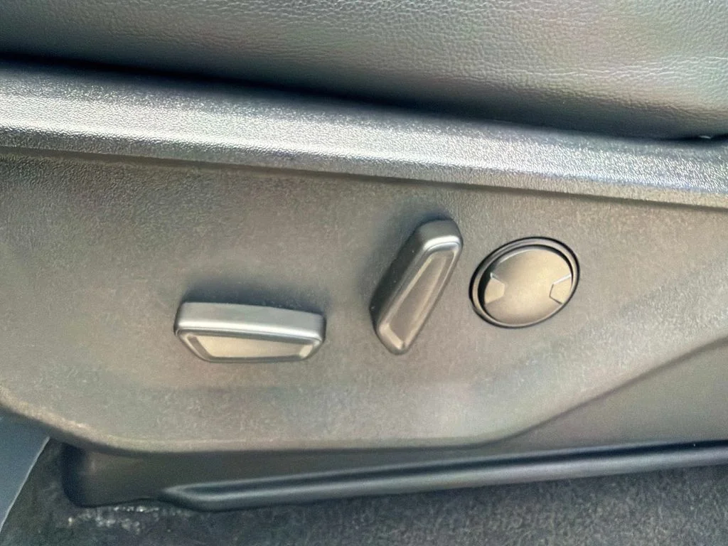 Used 2025 Black Ford XLT image 20