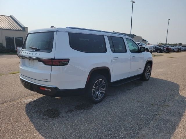 Used 2024 White Jeep Series II image 23