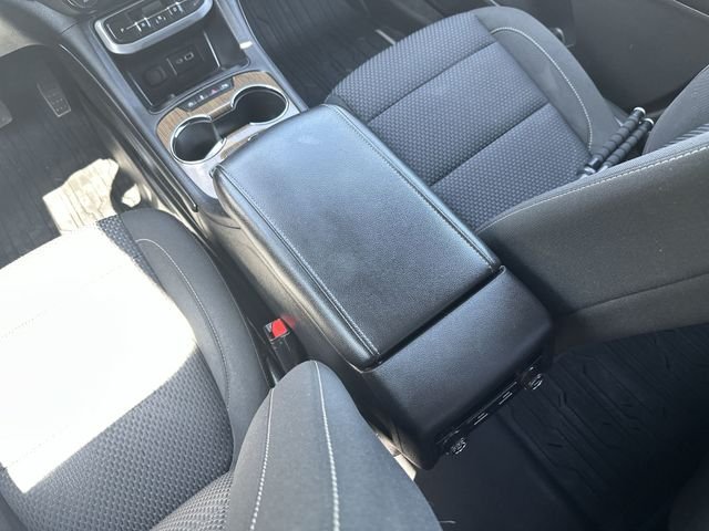 Used 2021 Gray GMC SLE image 24
