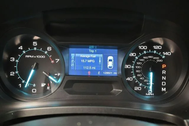 Used 2015 Black Ford XLT image 33