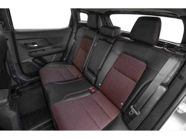 Used 2026 Aspen White Tricoat/Super Black Nissan SR image 15