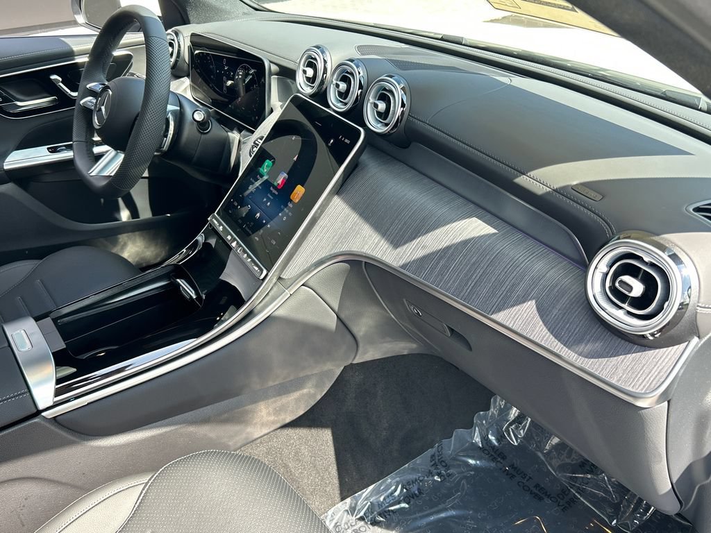 New 2026 Polar White Mercedes-Benz GLC300 image 65