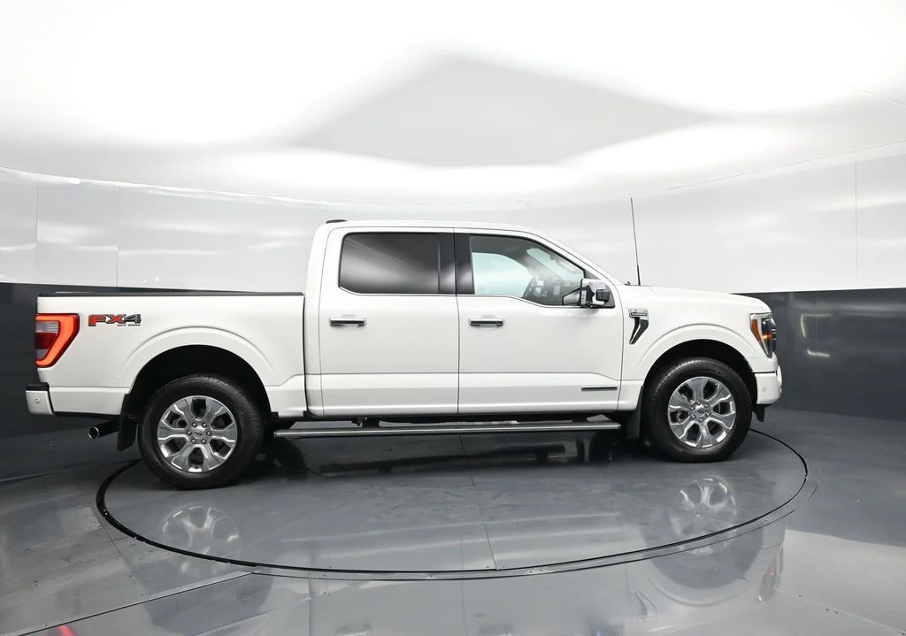 Used 2023 White Ford Platinum image 25